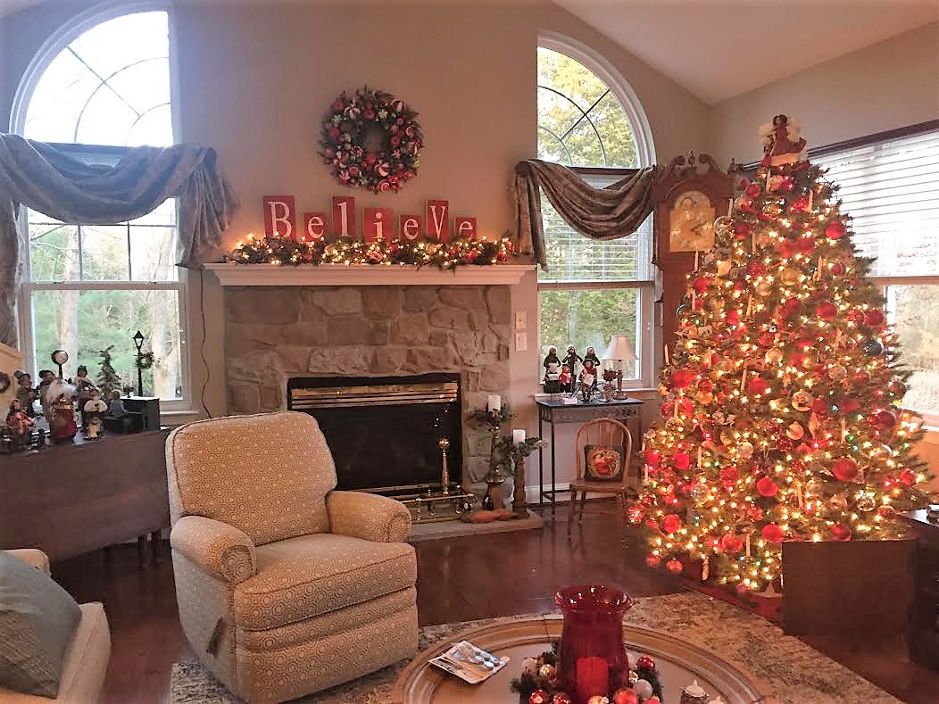 living room decorated for Christmas